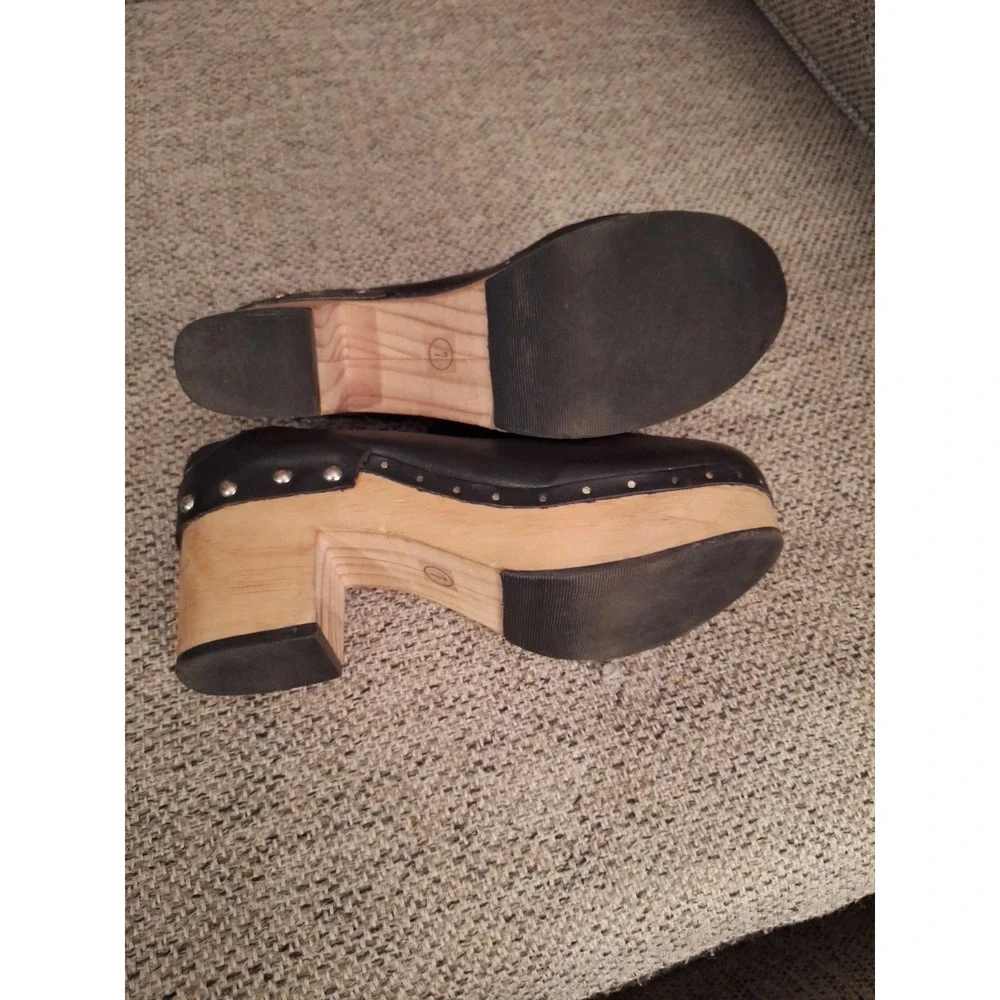 CHELSEA & VIOLET‎ (7) Black Wooden Clog Platform Leather Upper